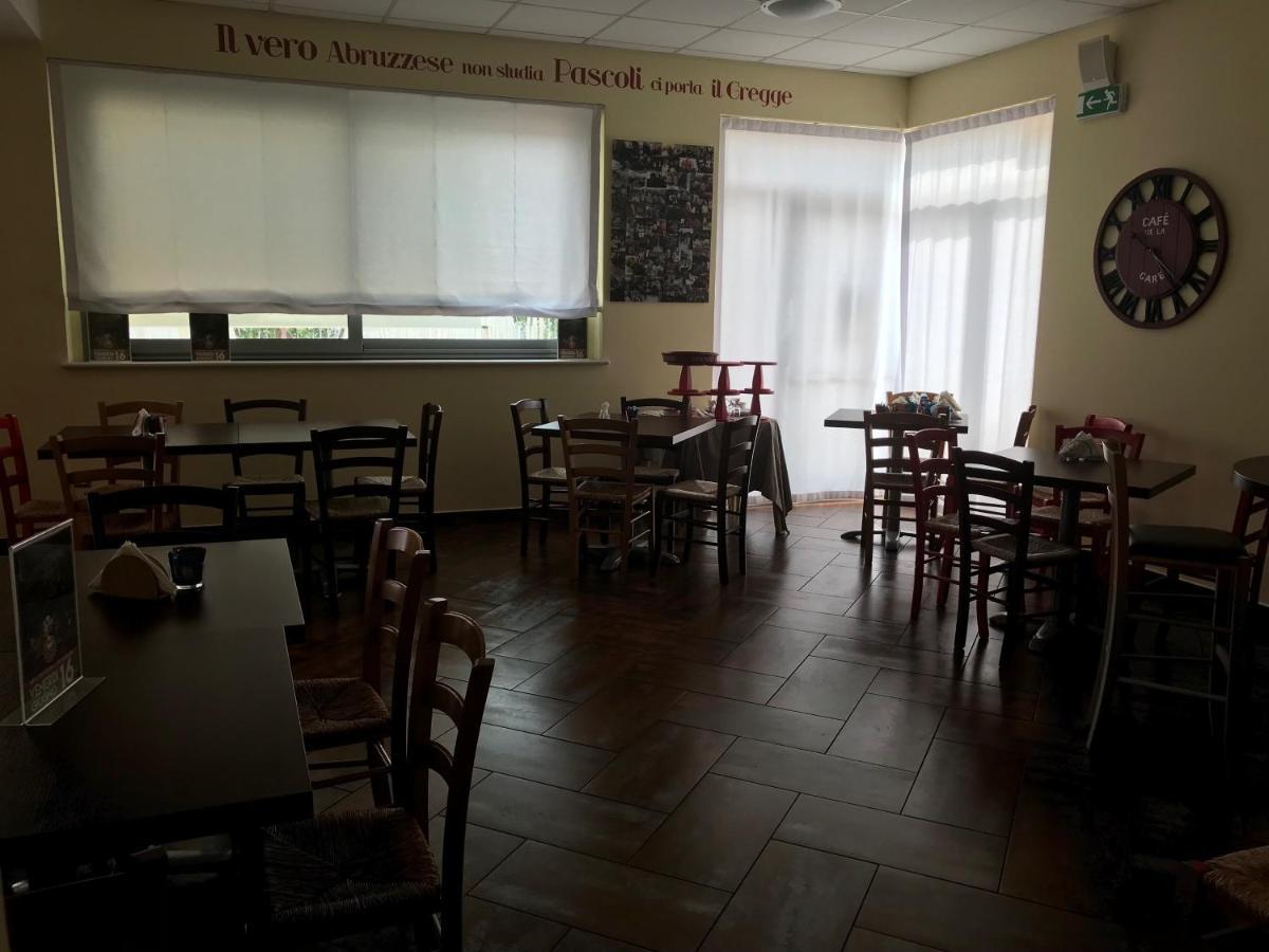 Rosso Di Sera Citta Sant'Angelo Zewnętrze zdjęcie
