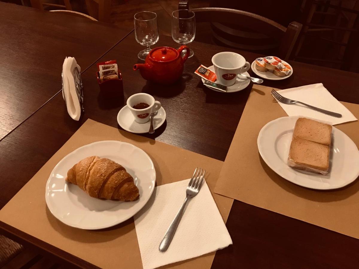Rosso Di Sera Citta Sant'Angelo Zewnętrze zdjęcie